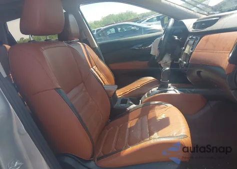 2017 Nissan Rogue Sl z USA, uszkodzony, nr VIN 5N1AT2MV6HC764695